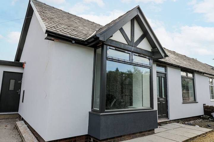 Holiday rental for 6 people, with garden and hot tub in Huddersfield