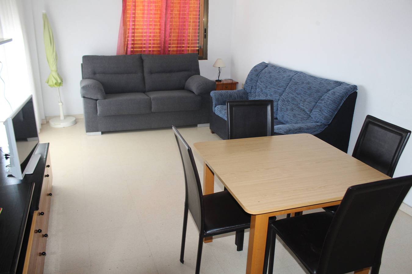Apartamento entero, Jardín Ii F.Ii 5º Solo Familias in Playa Xeraco, Jaraco