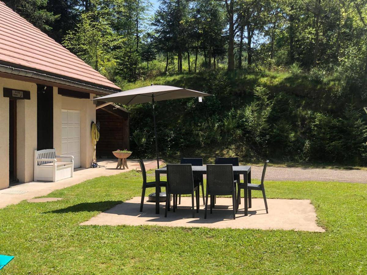 Three-Bedroom House in Ramonchamp, Région d'Épinal