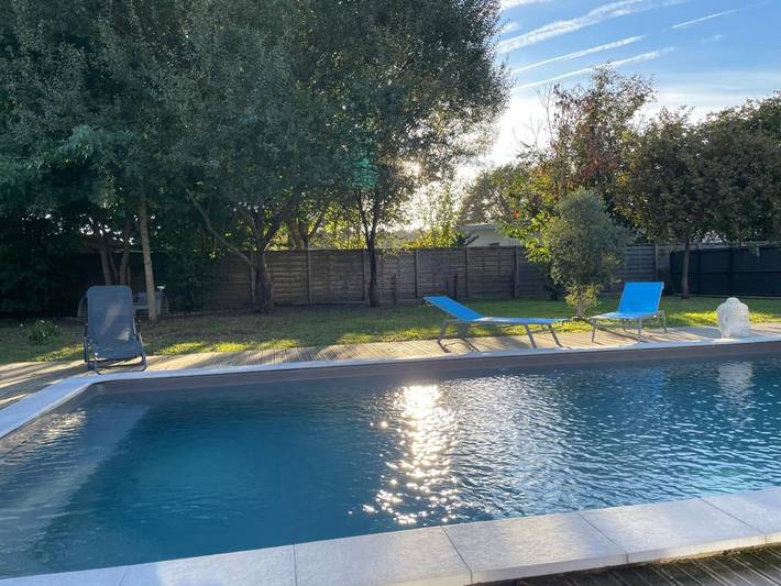 Location de vacances pour 6 personnes, avec piscine et jardin à Mées - 3