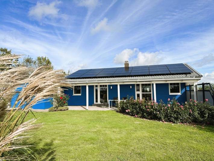 Ferienhaus für 8 Personen, mit Garten und Seeblick in Emmelsbüll-Horsbüll