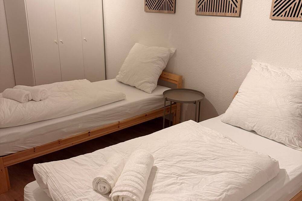 Ganze Wohnung, Whitewood-Apartment Bottrop – Nähe Skihalle – 6 Personen in Bottrop, Ruhrgebiet