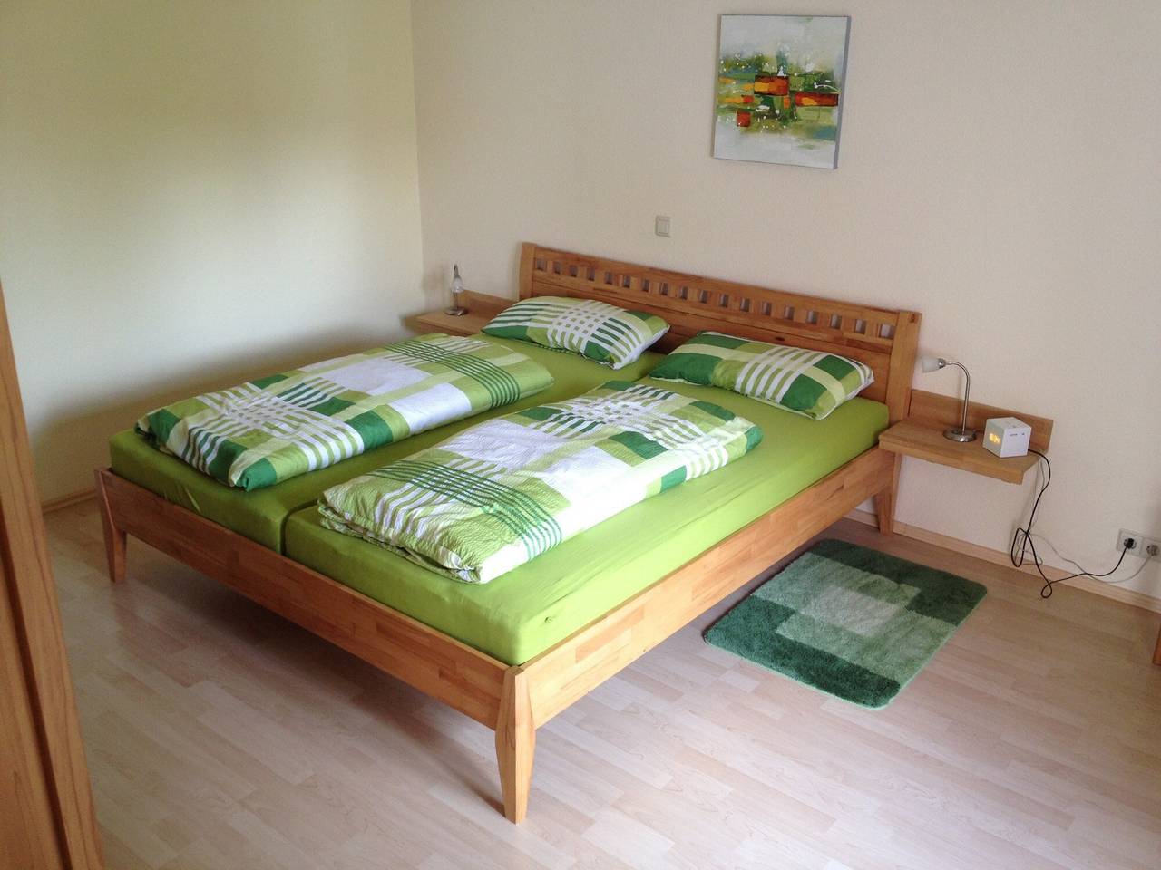 Ganze Wohnung, Ferienwohnung 'Seeperle' mit Gemeinschaftsterrasse, Gemeinschaftsgarten und Wlan in Moos, Untersee