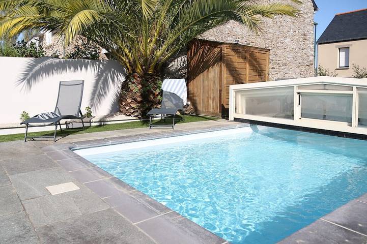 Ferienhaus für 8 Personen, mit Terrasse und Garten sowie Pool