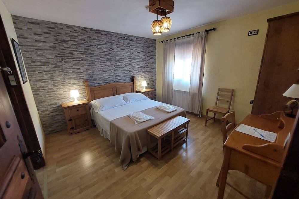 Cottage (Vollvermietung) El Pozo de la Cotarra für 8 Personen in Cabezuela, Segovia Provinz