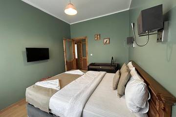 Villa for 16 Guests in Istanbul, Marmara region, Picture 1
