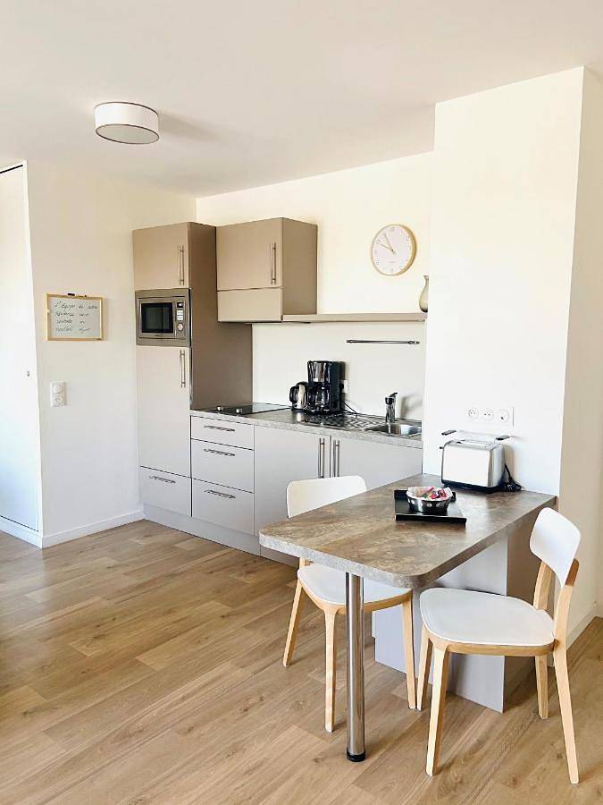 Location de vacances pour 2 personnes, avec jardin ainsi que piscine et sauna, animaux acceptés à Marcq-en-Barœul - 4