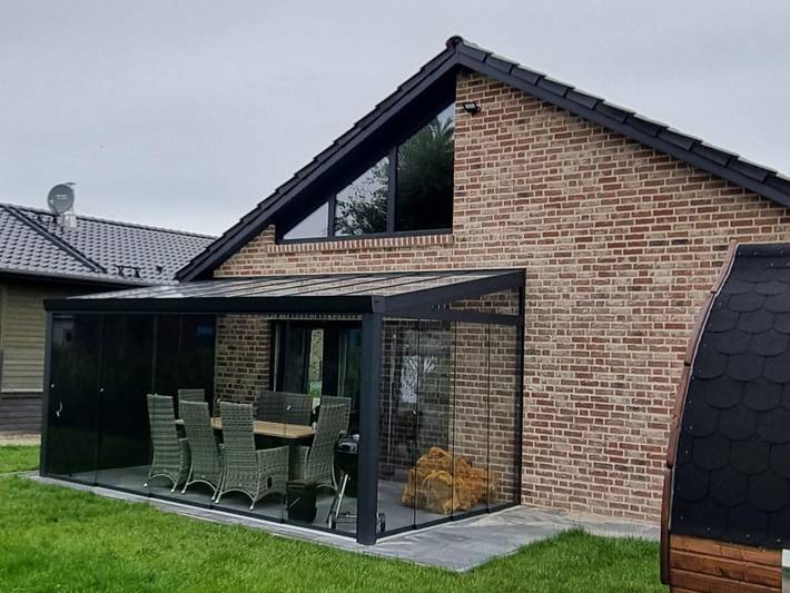 Ferienhaus für 8 Personen, mit Sauna und Pool sowie Garten, kinderfreundlich in Jade