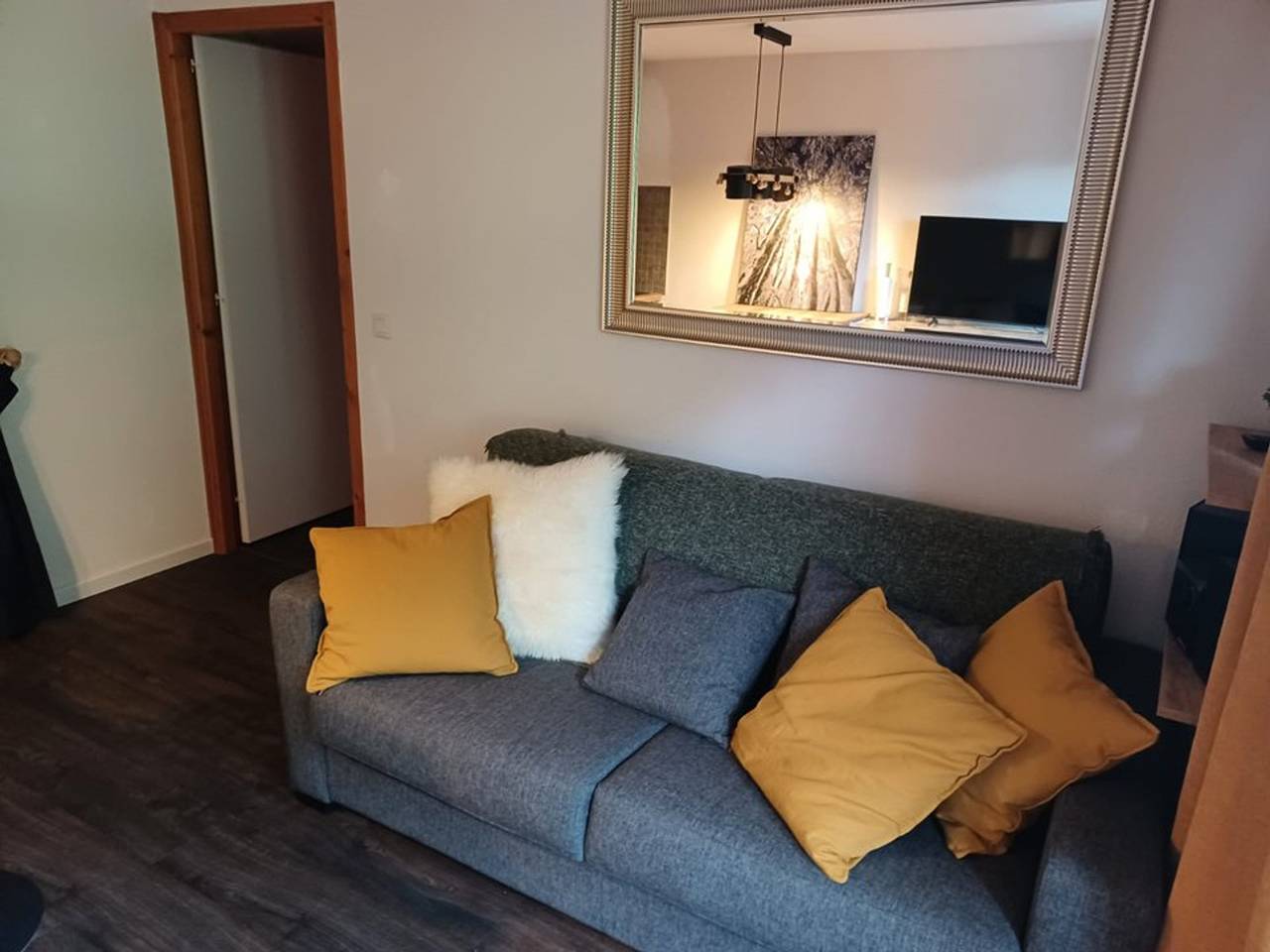 Appartement entier, Appartement 2 pièces avec balcon, 4 couchages et parking in Le Biot, Région de Thonon-les-Bains