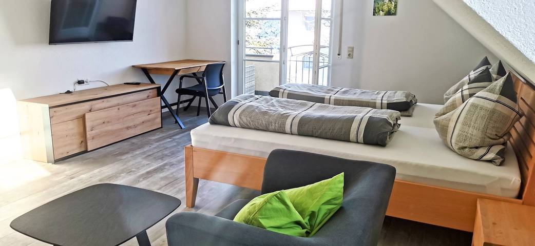 Entire holiday apartment, Holiday apartment for 8 people with balcony in Tettnang, Region Bodensee-Oberschwaben