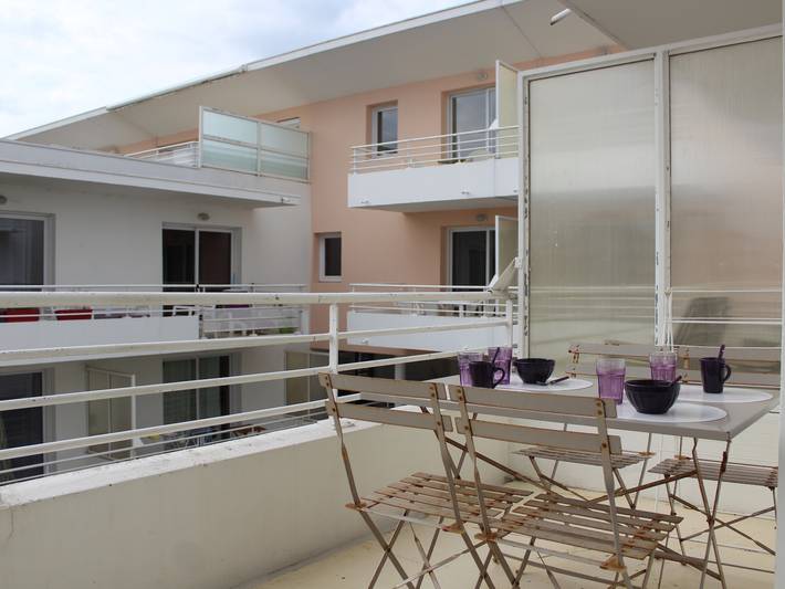 Gîte pour 2 personnes, avec piscine et balcon dans Port des Minimes - 2