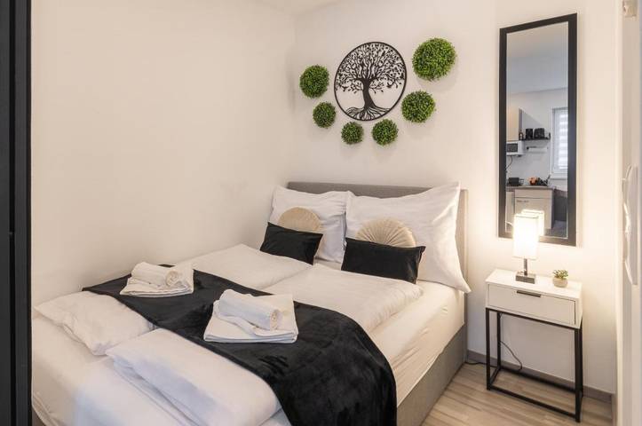 Ferienwohnung für 2 Personen, mit Terrasse und Ausblick in Frauenkirchen