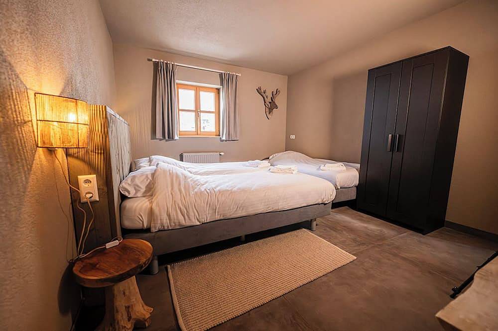 Ganze Wohnung, 3-Zimmer-Appartement Frauenschuh 2-10 Pers (110m2), Terrasse & Blick auf Piste in Berwang, Außerfern
