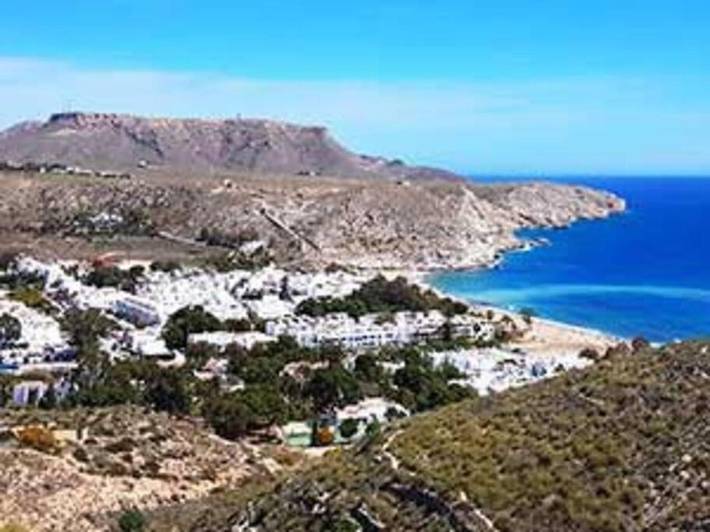 Apartamento para 6 personas, con Balcón además de Terraza y Vistas en Agua Amarga