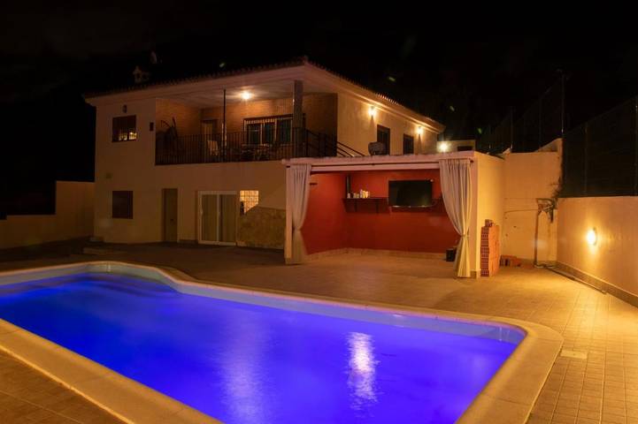 Maison d’hôte pour 2 personnes, avec jardin ainsi que piscine et vue en Espagne - 2