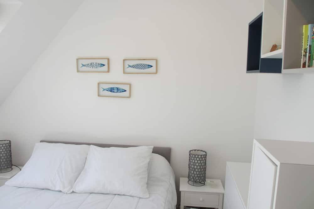 Entire apartment, Duplex apartment standing full sea view in Iroise