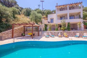 Villa for 6 People in Kalami, Corfu, Photo 2