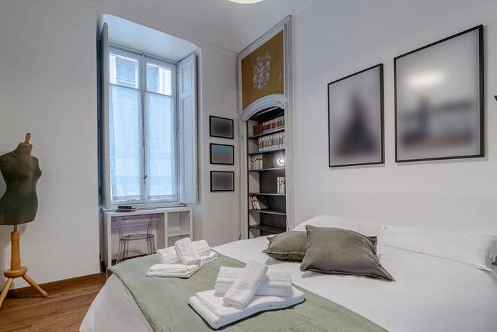 Apartamento entero, Apartamento de vacaciones para 5 personas con balcón/terraza in Turín, Provincia de Torino