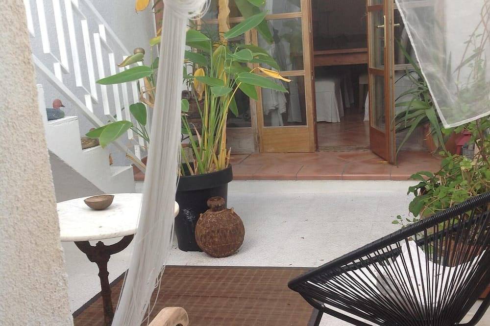 Cozy house in Petra 10 minutes from the Rafa Nadal Academy in Petra, Majorca Center