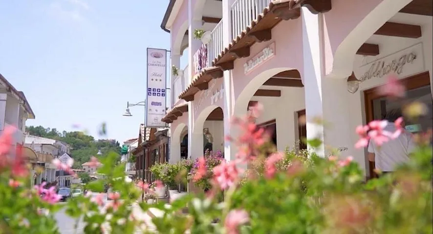 Hotel para 3 personas, con jardín, Familias con niños - 1