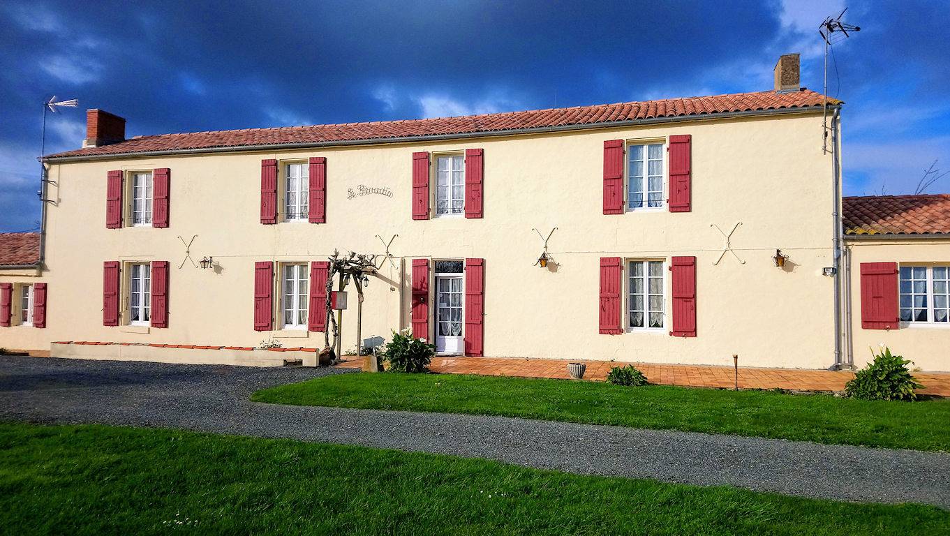 Le Paradis - Chambre 1 in Chaillé-les-Marais, Fontenay-le-Comte