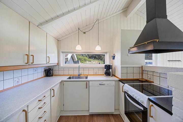 Ferienhaus mit Meerblick für 6 Personen, mit Balkon/Terrasse und Whirlpool sowie Terrasse und Sauna am Ringkøbing Fjord - 4
