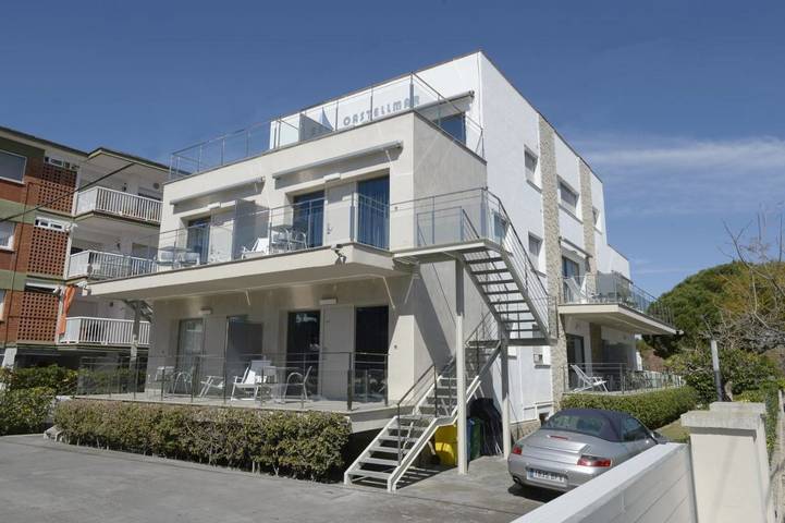 Ferienwohnung für 4 Personen, mit Balkon und Terrasse in Castelldefels