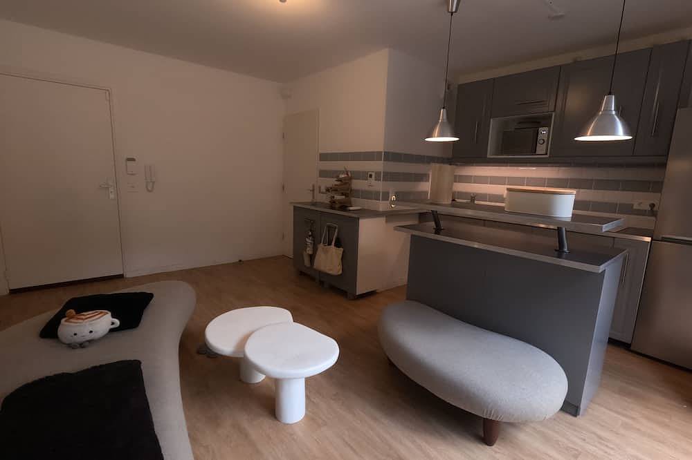 Ganze Wohnung, 🛌 Privatzimmer im Haus eines Einheimischen • Jacuzzi & Garten 🎋 in Noisy-le-Sec, Seine-Saint-Denis