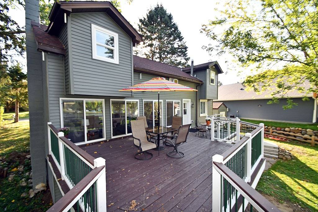 Kayaks - Firepit - Dock - Fishing & more! in Chisago County