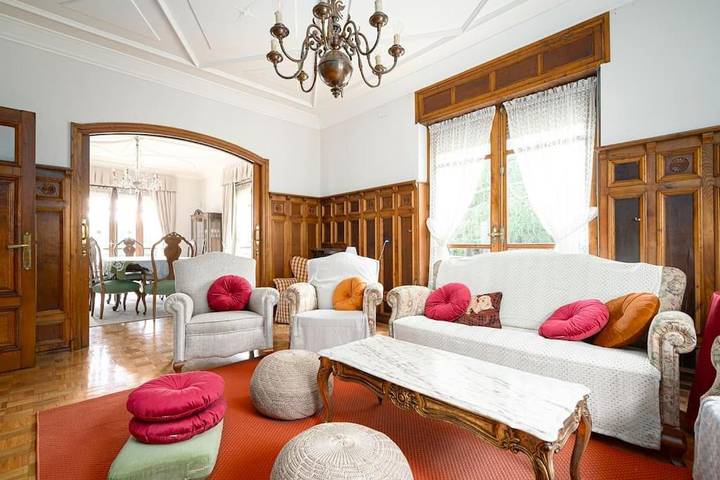 Casa rural para 12 personas, con vistas y jardín en Siero - 2