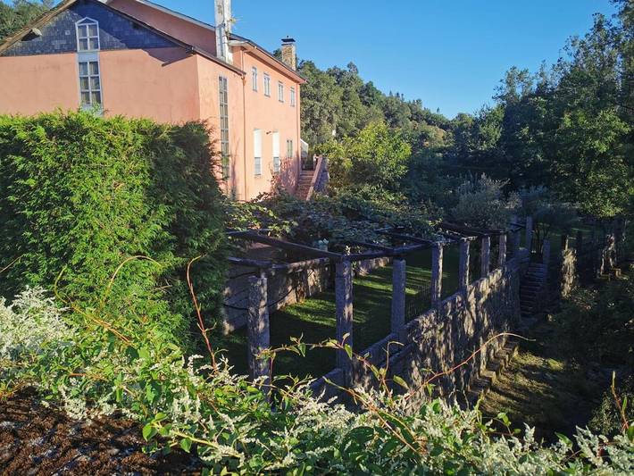 Casa rural para 10 personas, con jardín además de piscina y jacuzzi en Ancares - 4
