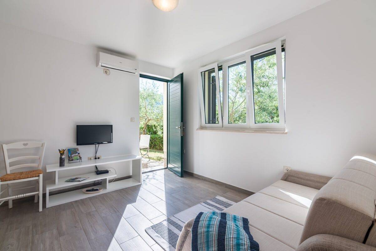 Ganze Wohnung, Apartment Garten Nr. 2 mit Pool - Jurandvor, Baska in Baska, Krk