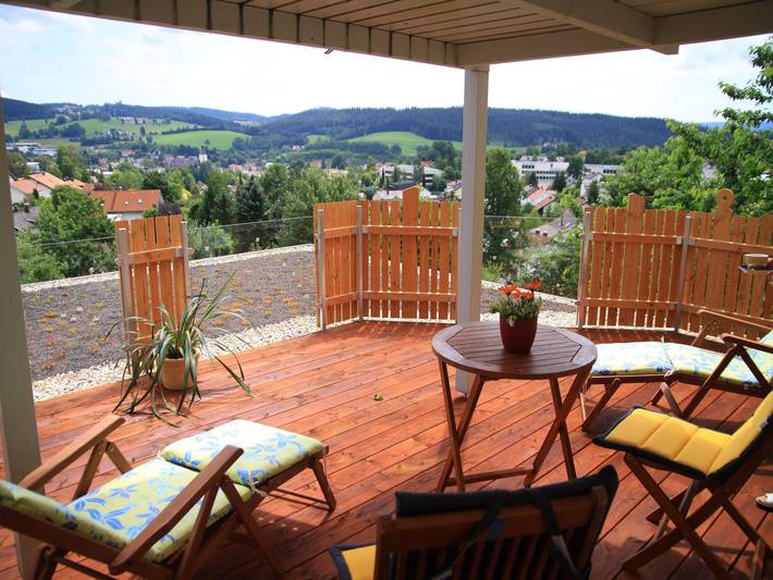 Ferienhaus für 25 Personen, mit Garten und Balkon sowie Sauna, kinderfreundlich in Regen (Ostbayern) - 3