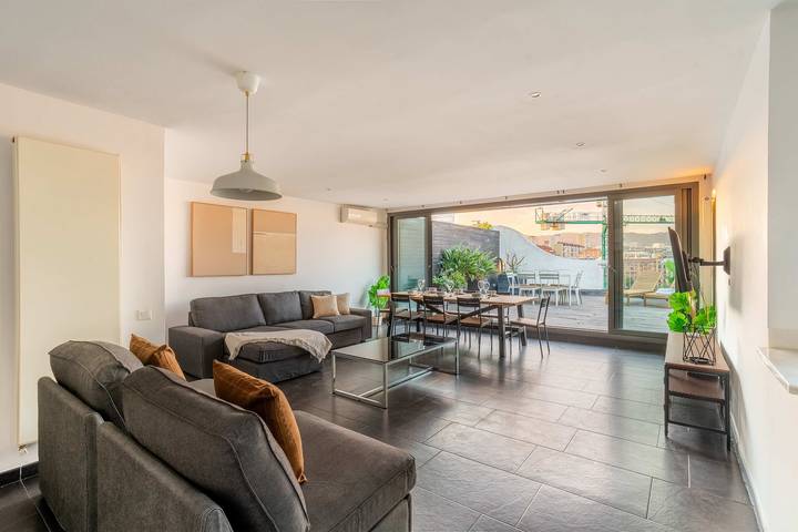 Ganze Wohnung, Amazing 3 bedroom penthouse in Plaza Espaã±a in Barcelona Zentrum, Barcelona