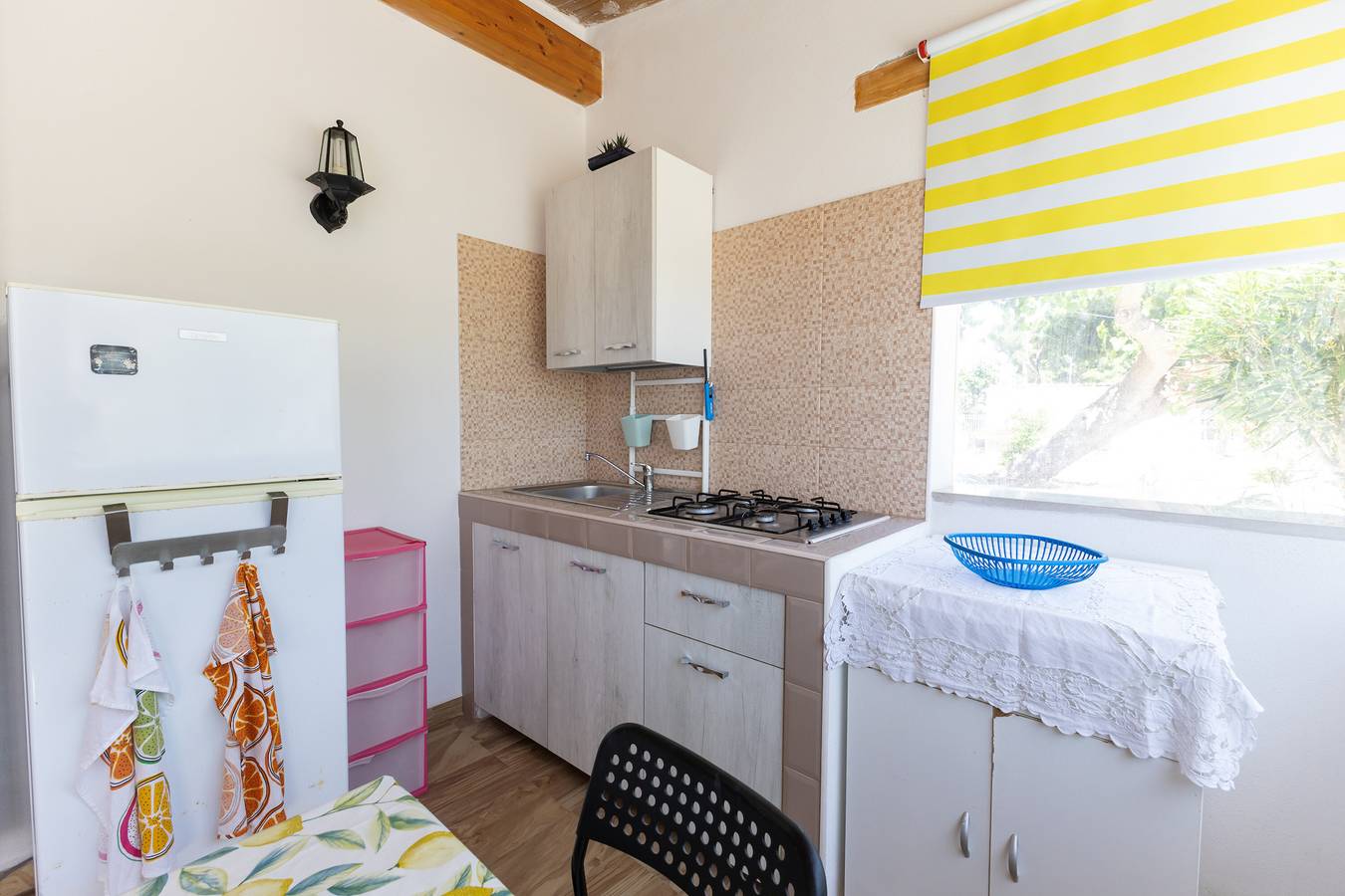 Ganzes Studio, Studio-Apartment 'Francesca, Mono Standard A' mit Terrasse, Wlan und Klimaanlage in Peschici, Peschici und Umgebung