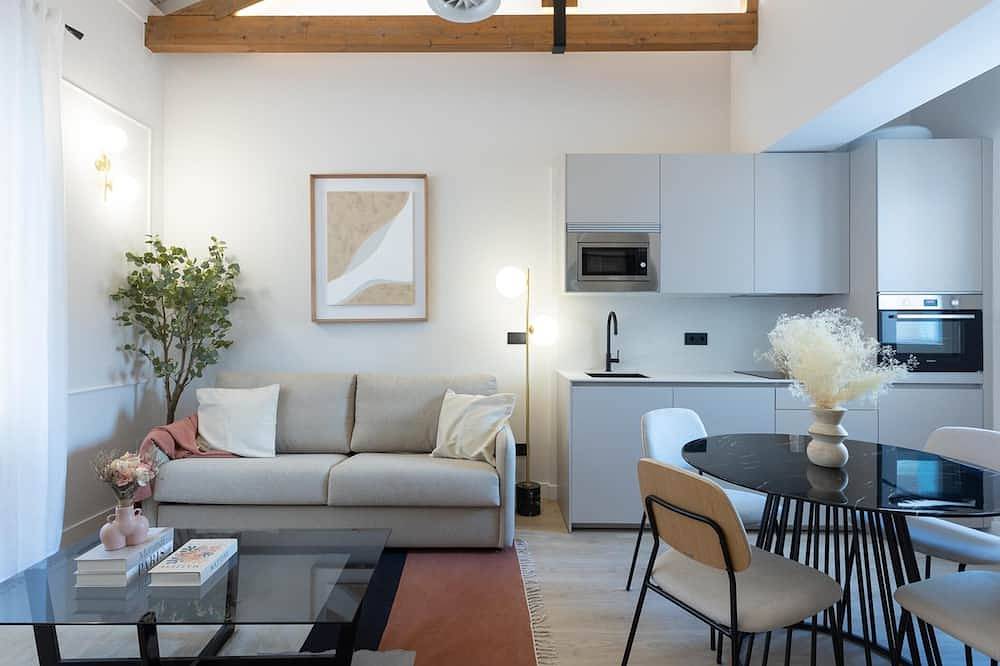 Entire apartment, Meraki Suites Apartment in Astorga, León Region