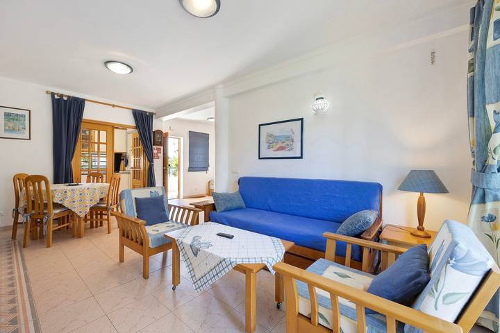 Appartement entier, Appartement 'Casa Daniel T1' avec balcon et Wi-Fi in São Sebastião, São Gonçalo de Lagos