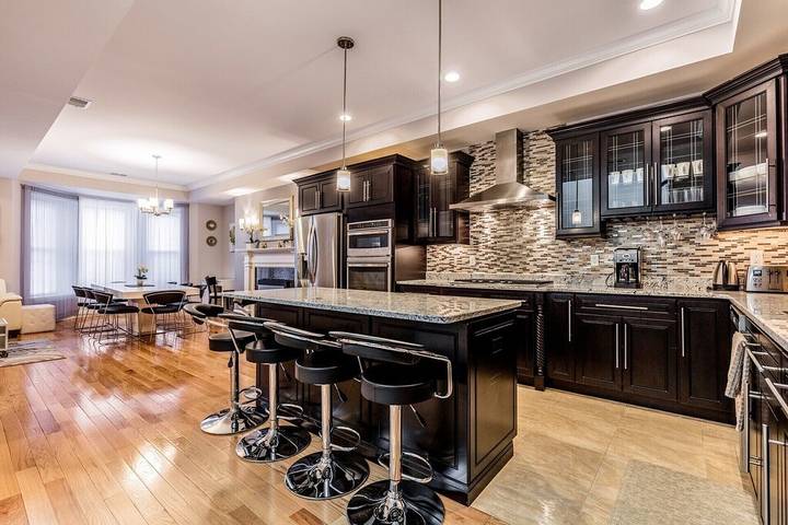 Vacation rental for 8 people in Brookline