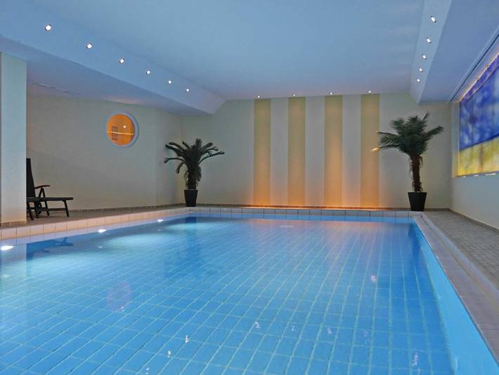 Ferienwohnung für 2 Personen, mit Sauna und Balkon sowie Pool - 1