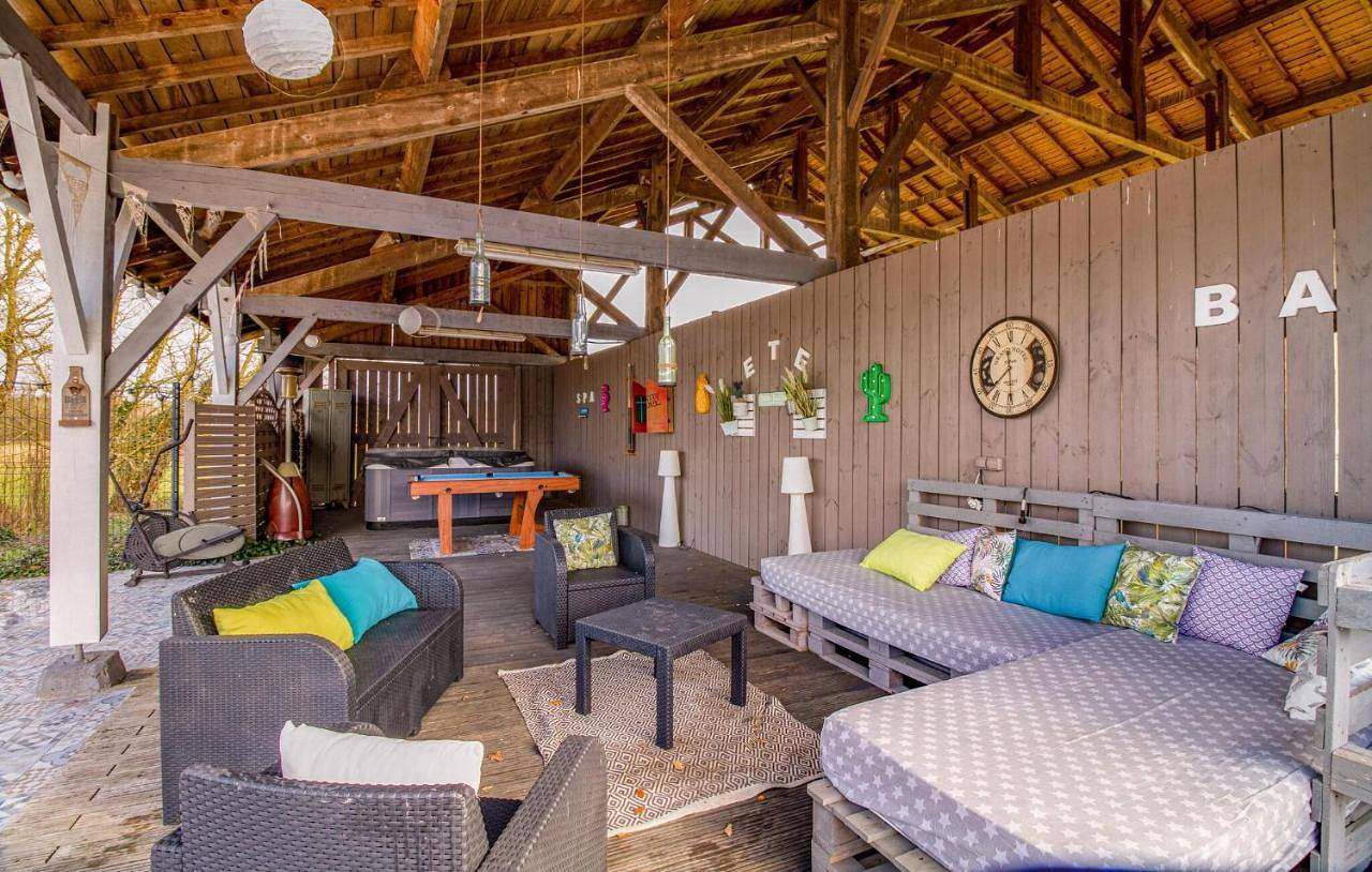 One-Bedroom Holiday Home in Savignac-sur-Leyze, Région de Villeneuve-sur-Lot