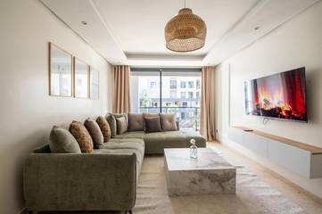 Gîte pour 8 personnes, avec jardin ainsi que vue et piscine à Rabat