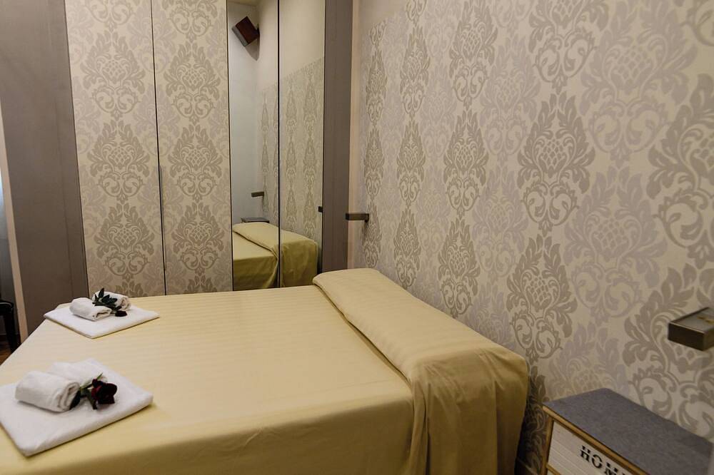 Appartement entier, A deux pas des tours du Vin au centre de Tartufo in Alba (Piemont), Langhe