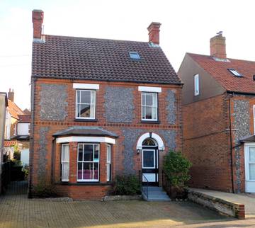 Cottage for 10 People in Sheringham, Norfolk, Photo 1