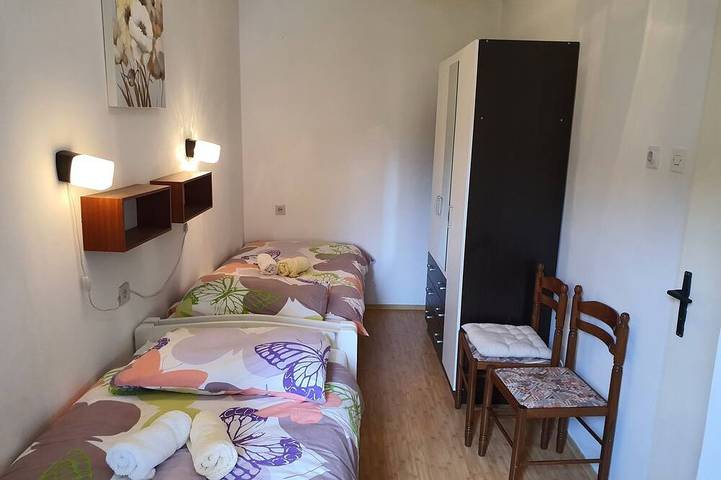 Ganze Wohnung, 2-Zimmer-Ferienwohnung mit Terrasse und Meerblick Rabac, Labin in Rabac, Labin-Rabac