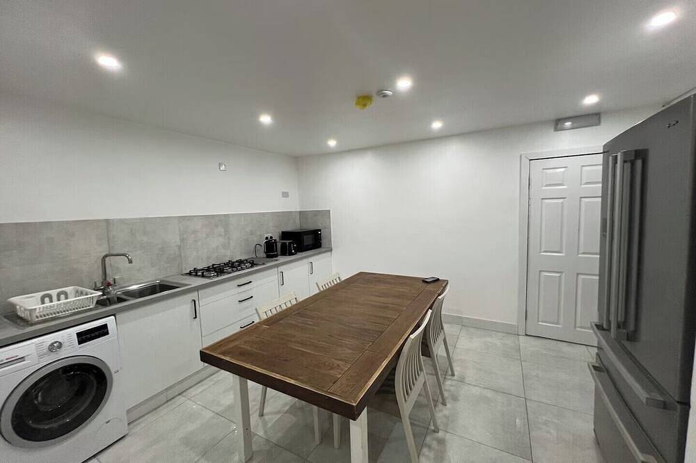 Ganze Wohnung, Luton City Retreat - Spacious 3 Bedroom Apartment in Luton, Chiltern Hills