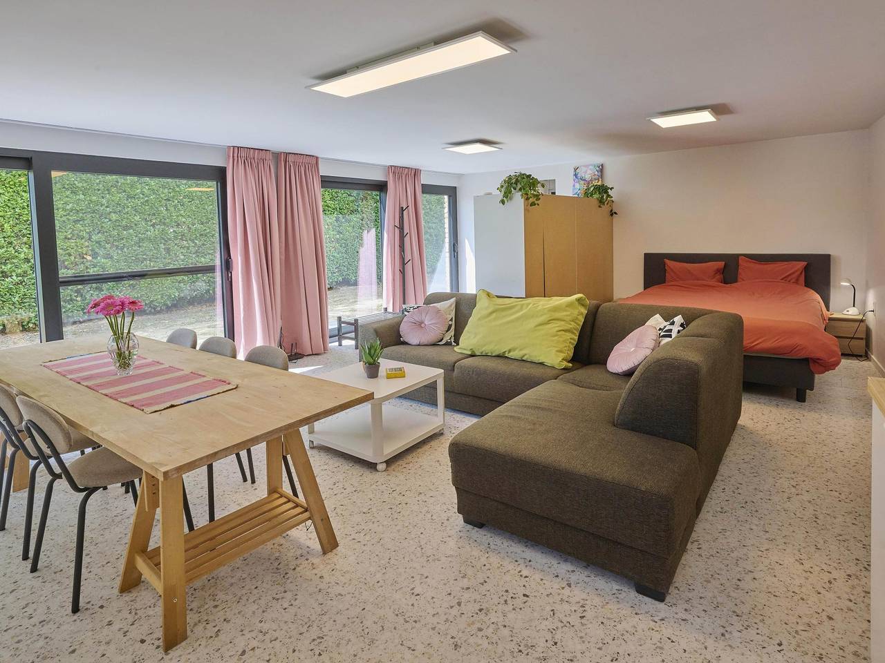 Lichte en moderne studio in Mol in Mol, Antwerpen en omgeving