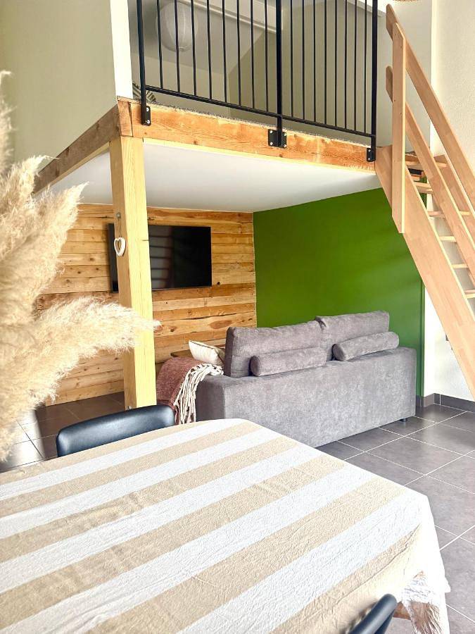 Gîte pour 4 personnes, avec vue et jardin à Loriol-sur-Drôme - 4