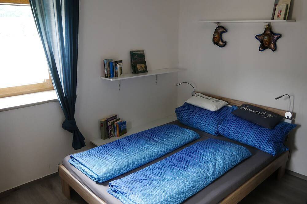 Ganze Wohnung, Gepflegte Ferienwohnung für 5 Personen im Idyllischen Möhren in Treuchtlingen, Frankenalb