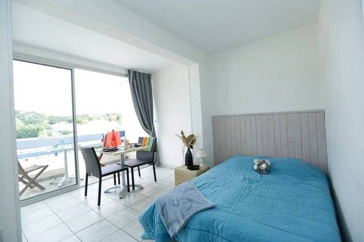 Appartement entier, Zecamping 4 étoiles animé piscine chauffée locatif 20m2 in Saint-Trojan-les-Bains, Côte de Beauté
