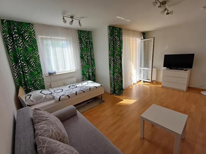 Ferienwohnung für 2 Personen, mit Balkon und Ausblick - 1